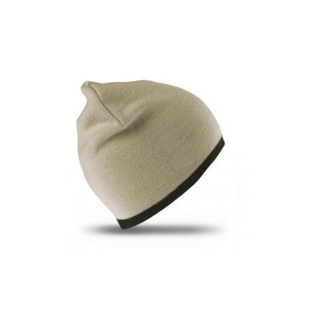 Result Contrast Knitted Hat