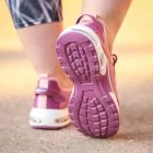 Urgent munkavédelmi női cipő 250 S1 mályva-pink